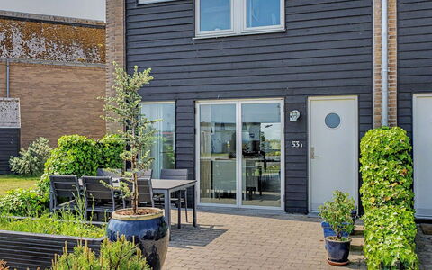 Suna - 95M from the Sea: Home, Composite Material, Door, Groundcover, Apartment, Siding, Garden, Estate, Yard, Walkway