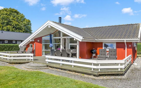 Thorben - 350M from the Sea: Roof, House, Home, Cottage, Door, Siding, Estate, Lawn, Yard, Porch