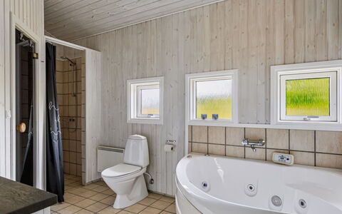 Hedvig - 500M from the Sea: Flooring, Floor, Wood, Interior Design, Ceiling, Plumbing Fixture, Room, Bathroom, Home, Plumbing