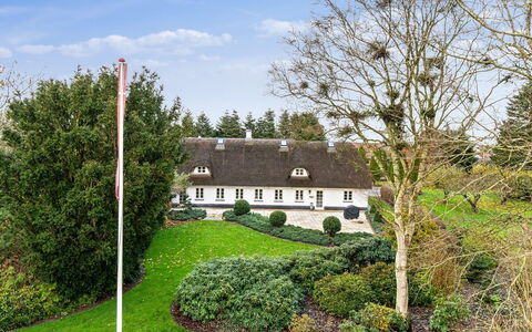 Jolanda: Blue, Shrub, Cottage, Groundcover, Garden, Estate, Shade, Landscaping, Farmhouse, Eco Hotel