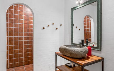 Tabetha - 24Km from the Sea: Wall, Flooring, Interior Design, Floor, Plumbing Fixture, Brick, Plumbing, Tile, Tap, Bathroom