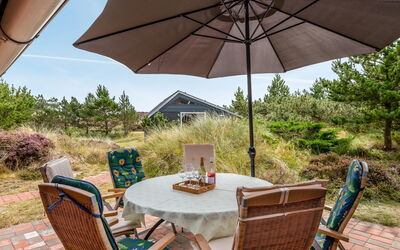 Annerose - 650M from the Sea