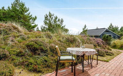 Annerose - 650M from the Sea