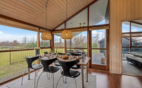Tamara - 800M to the Fjord: Green, Hill, Highland, Agriculture, Plantation, Hill Station, Field, Rural Area, Meadow, Pasture