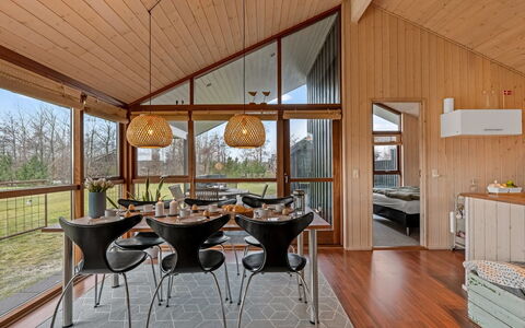 Tamara - 800M to the Fjord: Green, Hill, Highland, Agriculture, Plantation, Hill Station, Field, Rural Area, Meadow, Pasture