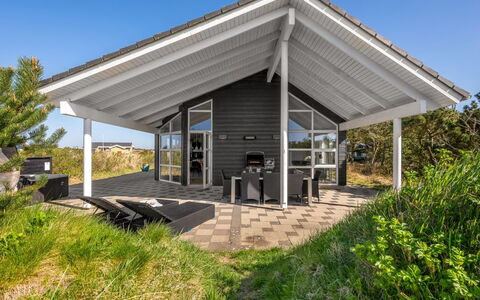 Tatania - 500M to the Fjord: Roof, Home, Cottage, Porch, Shade, Siding, Design, Outdoor Structure, Daylighting, Plank