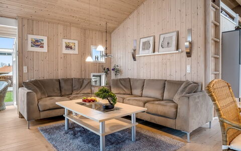 Lien - 100M from the Sea: Wood, Furniture, Interior Design, Ceiling, Floor, Flooring, Room, Home, Living Room, Couch