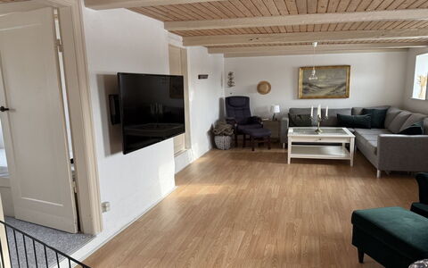 Jorek - 700M from the Sea: Furniture, Flooring, Interior Design, Floor, Wood Flooring, Wood, Couch, Living Room, Ceiling, Laminate Flooring