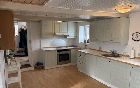 Jorek - 700M from the Sea: Flooring, Wood, Countertop, Interior Design, Furniture, Kitchen, Floor, Cabinetry, Kitchen Appliance, Ceiling