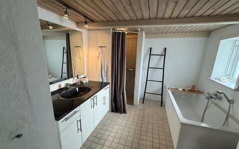 Jorek - 700M from the Sea: Flooring, Plumbing Fixture, Floor, Interior Design, Ceiling, Sink, Tap, Plumbing, Room, Bathroom