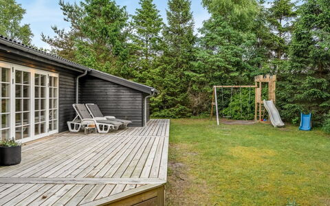 Bengta - from the Sea: Wood, Cottage, Siding, Deck, Garden Buildings, Plank, Garden, Porch, Hardwood, Yard