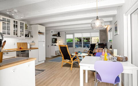 Nanne - from the Sea: House, Roof, Home, Cottage, Shed, Garden Buildings, Siding, Yard, Log Cabin, Hut