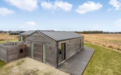 Annica - 1Km from the Sea: House, Roof, Home, Cottage, Shed, Garden Buildings, Siding, Yard, Log Cabin, Hut