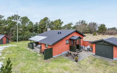Saxe - 1Km from the Sea: House, Roof, Home, Cottage, Shed, Garden Buildings, Siding, Yard, Log Cabin, Hut