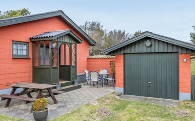Saxe - 1Km from the Sea