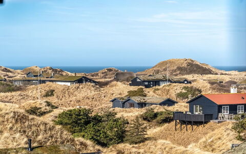 Apelone - 450M from the Sea: Cottage, Shed, Hut, Farmhouse, Prairie, Shack, Barn, Log Cabin, Garden Buildings