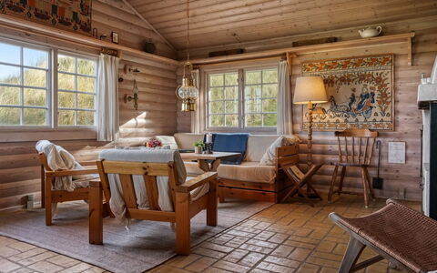 Apelone - 450M from the Sea: Furniture, Wood, Interior Design, Ceiling, Flooring, Cottage, Home, Floor, Couch, Living Room