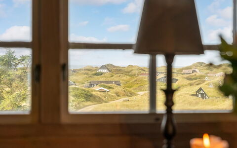 Apelone - 450M from the Sea: Sunlight, Daylighting, Lamp, Lampshade, Curtain