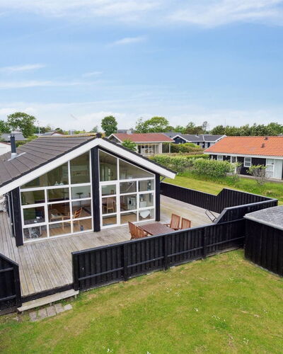 Nomi - 100M from the Sea