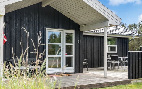 Oddvar - 400M from the Sea: White, Font, Number