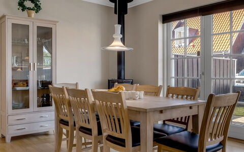 Verner - 990M from the Sea: Furniture, Flooring, Interior Design, Wood, Floor, Chair, Table, Kitchen & Dining Room Table, Dining Room, Wood Flooring