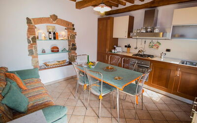 Accommodation:&nbsp;Aida 890.4