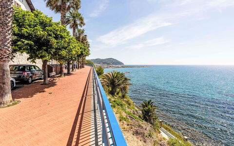 Villa Cristina: Sky, Blue, Water, Body Of Water, Coast, Horizon, Coastal And Oceanic Landforms, Sea, Summer, Beach