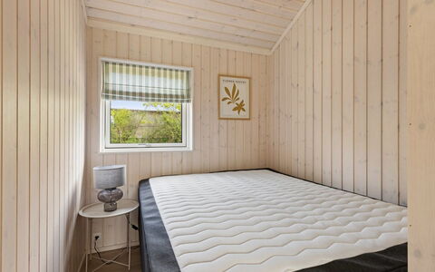 Ingalil - 825M from the Sea: Wood, Bedroom, Flooring, Floor, Bed, Bedding, Linens, Bed Sheet, Ceiling, Room