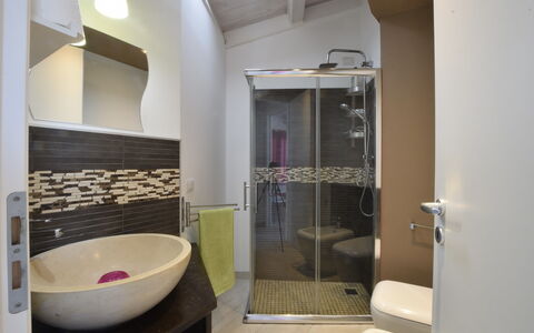 Appartamento Tramonto sul Mare: Interior Design, Plumbing Fixture, Flooring, Floor, Bathroom, Tap, Sink, Room, Plumbing, Lighting