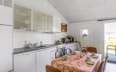 Eilika - 100M from the Sea