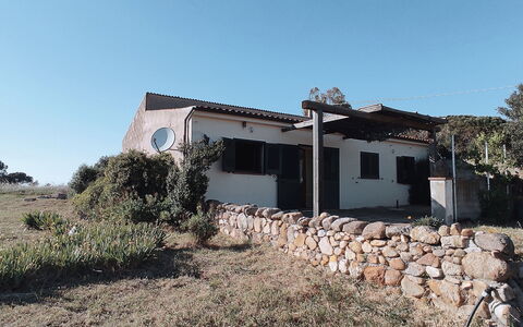 Baita Vignola: Architecture, House, Rural Area, Land Lot, Human Settlement, Cottage, Village, Soil, Shade, Farmhouse