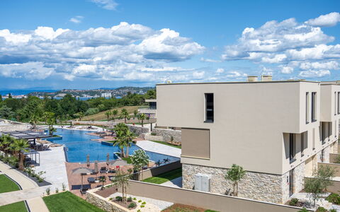Accommodation:&nbsp;Petram 3 Bedroom Villa with Studio Room 121.3