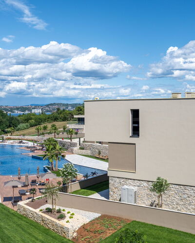 Petram 3 Bedroom Villa with Studio Room 121.3