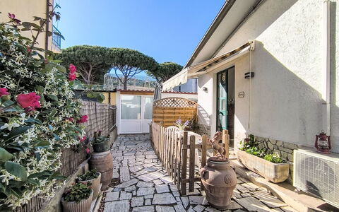 Accommodation:&nbsp;Villa Santina 42.2