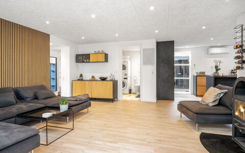 Keijo - from the Sea: Furniture, Interior Design, Floor, Flooring, Couch, Wall, Wood Flooring, Wood, Ceiling, Living Room