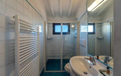 Casa dello Scrittore: Flooring, Ceiling, Interior Design, Floor, Room, Plumbing Fixture, Apartment, Plumbing, Bathroom, Tap