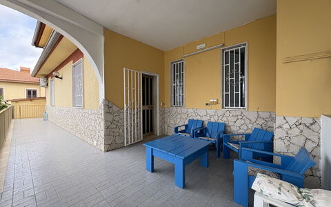 Villa Sole Mare: Flooring, Floor, Composite Material, Concrete, Tile, Shade, Balcony, Wood Stain, Fence