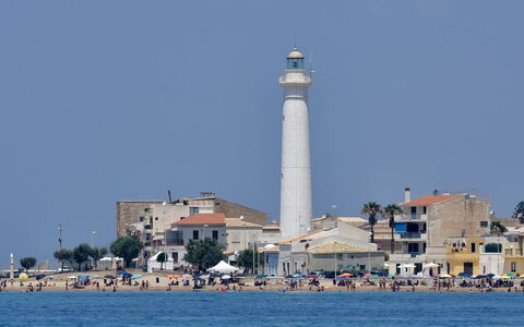 L'Oasi di Salvo: Sky, Tower, Beacon