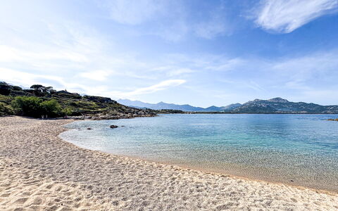 Ostrica: Blue, Water, Body Of Water, Coast, Horizon, Coastal And Oceanic Landforms, Rock, Beach, Shore, Sea