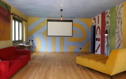 Casa Malva: Wood, Home, Furniture, Ceiling, Cottage, Living Room, Hardwood, Chair, Wood Flooring