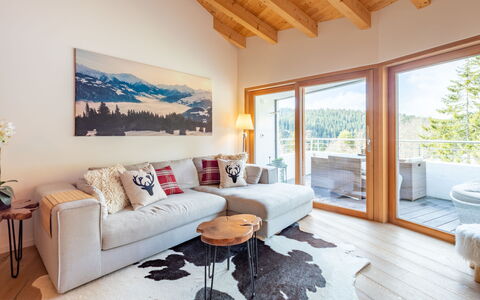 Flims 796: Furniture, Interior Design, Couch, Living Room, Flooring, Floor, Room, Apartment, Ceiling