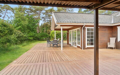Aiyana - 2.1Km from the Sea: Wood, Wood Flooring, Hardwood, Porch, Deck, Plank, Wood Stain, Shade, Walkway, Outdoor Structure