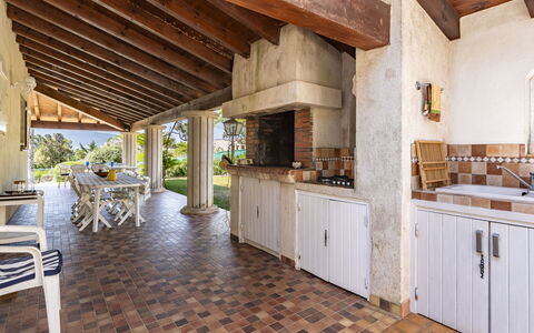 Bleu Isolella: Wood, Flooring, Furniture, Floor, Interior Design, Kitchen, Chair, Tile, Countertop, Ceiling