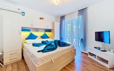 Accommodation:&nbsp;Palma 100.2