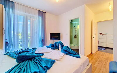 Accommodation:&nbsp;Palma 100.2