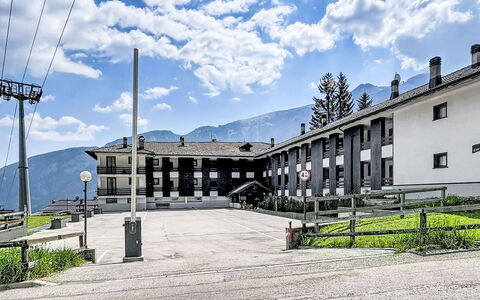 Ciasina Alpina: Grass, House, Rural Area, Cottage, Roof, Home, Landscape, Plain, Land Lot