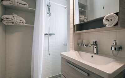 Accommodation:&nbsp;Casa Laret 6-11 757.2