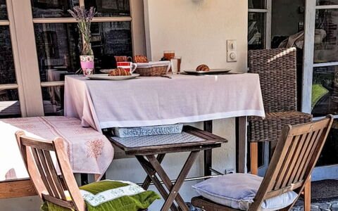 Alte Scheune: Furniture, Chair, Outdoor Furniture, Table, Outdoor Table, Interior Design, Wicker, Flowerpot, Coffee Table, Kitchen & Dining Room Table