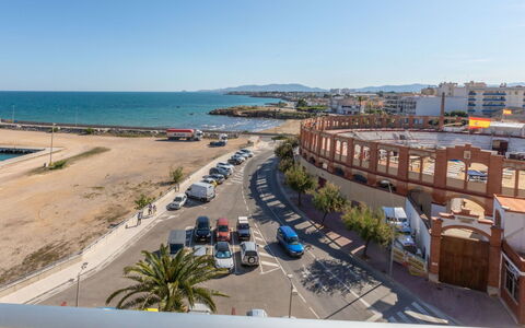 Puerto: Swimming Pool, Residential Area, Urban Design, Human Settlement, Home, Estate, Apartment, Resort, Condominium, Hacienda
