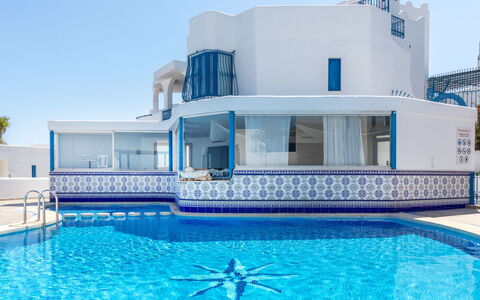 Perla: Swimming Pool, Residential Area, Urban Design, Human Settlement, Home, Estate, Apartment, Resort, Condominium, Hacienda